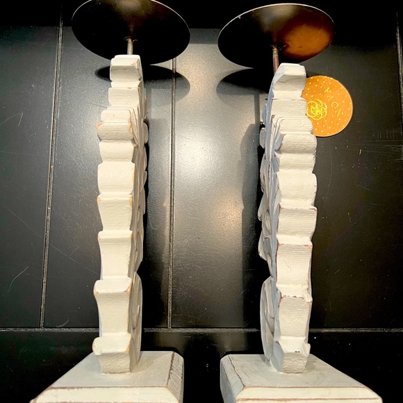 A pair of candle holders by Nova - Picture 5 of 7